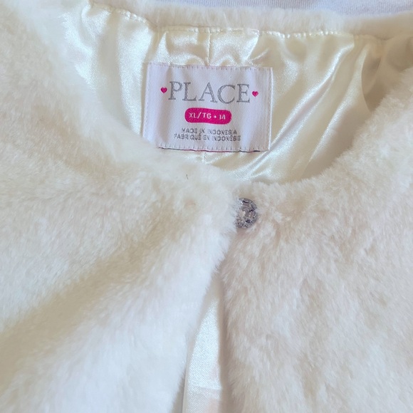 Gorgeous 2 piece dress and fur capelet from The Children’s Place - Picture 10 of 12